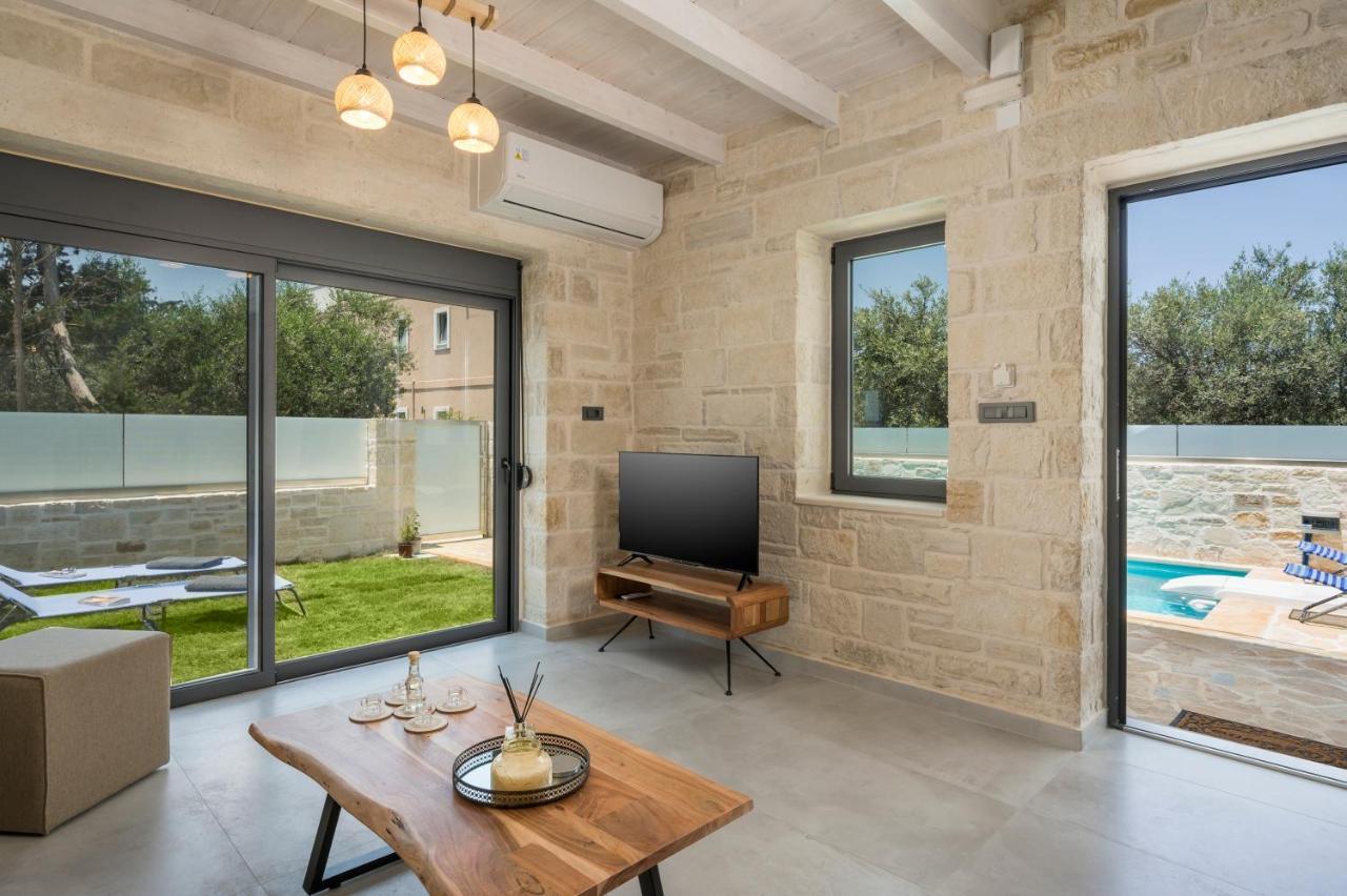 Megalith Villas Agia Marina  Екстер'єр фото